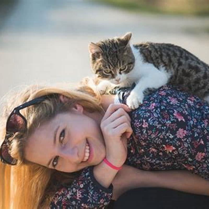 Why does my cat bite my other cats neck when grooming?