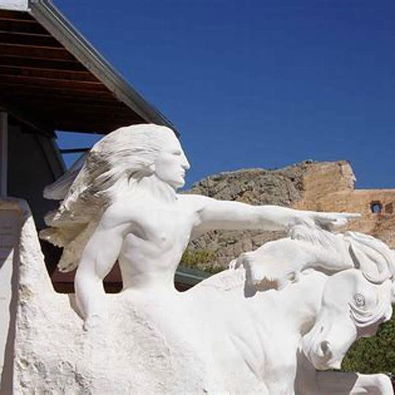 What will the Crazy Horse Monument when finished?