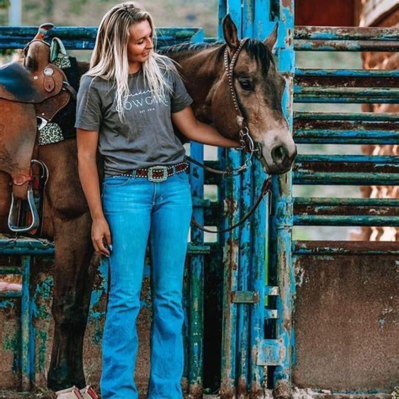 What should you wear to the races?